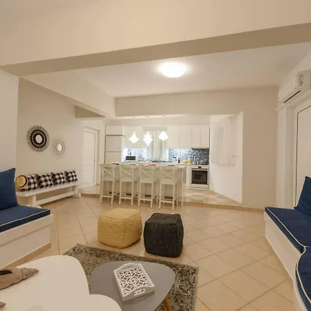 Rodanthi Hospitality Nyaraló *